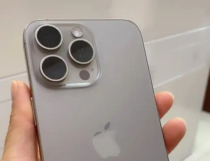 六枝特iPhone15序列号查询分享如何查找苹果15手机序列号的位置 
